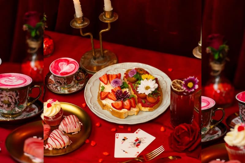 Esta se ubica a pasos del Cerro Santa Lucía. Foto: Instagram Wonderland Café.