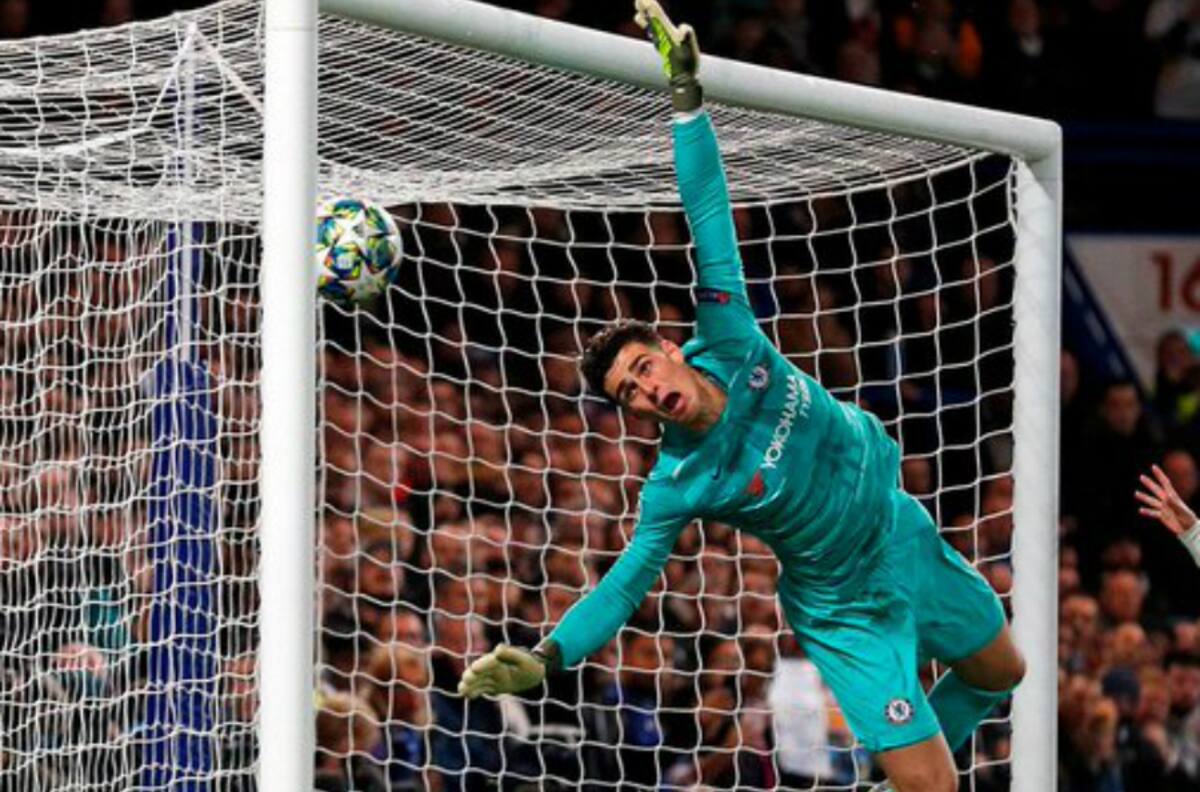 El tremendo golazo de tiro libre de Ziyech que acaparó las miradas en la Champions