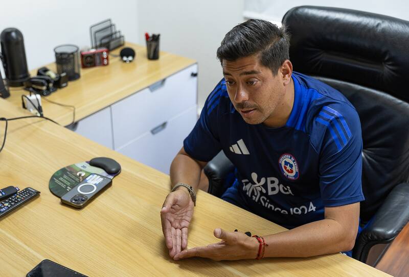 "A los clubes les interesa tener seleccionados. Hay gente que le interesa menos, y no pasa nada. Nosotros ponemos a disposición nuestro trabajo", afirma el entrenador de la Sub 20.