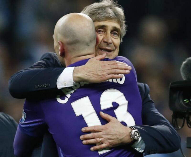 Chileno y argentino ganaron la Capital One Cup del 2016 con el Manchester City.