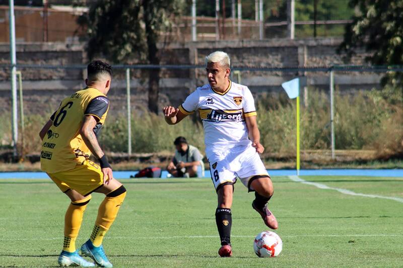 Fernández Vial vs Lautaro de Buin, un partido crítico para el Inmortal. Foto: Campeonato Chileno.