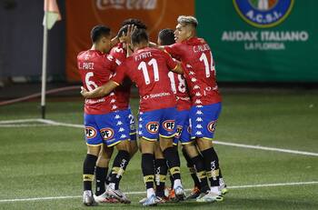 Se va a México: Unión Española confirmó la partida de uno de sus titulares