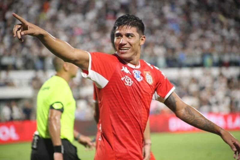 llegará a préstamo a Palestino durante la temporada 2024.