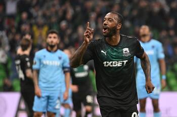 El golazo de taco del Krasnodar en la victoria sobre el Trabzonspor