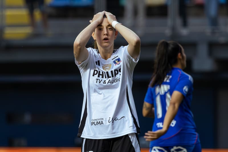 La futbolista en Colo Colo. Foto: Felipe Escobedo