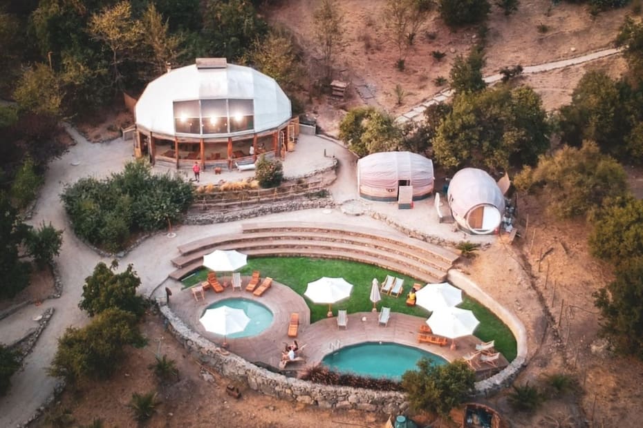 El recinto está ubicado en Olmué y cuenta con una serie de actividades.
Créditos: biosferalodge.cl.