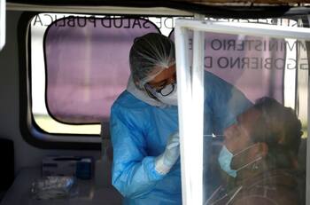 Balance Minsal: Se registran más de cinco mil casos y positividad baja al 6% a nivel país