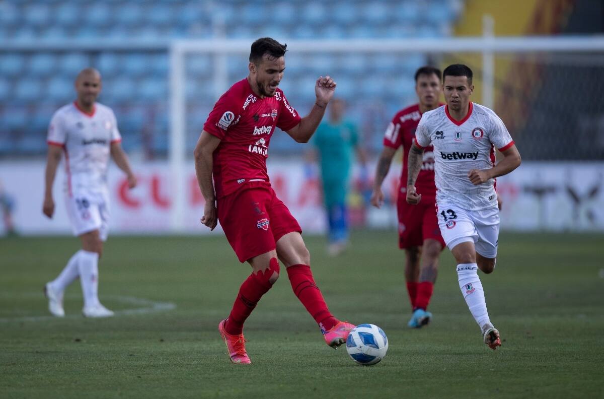 Está feliz en Ñublense: Luis Del Pino Mago reveló la verdadera razón de su salida de la U