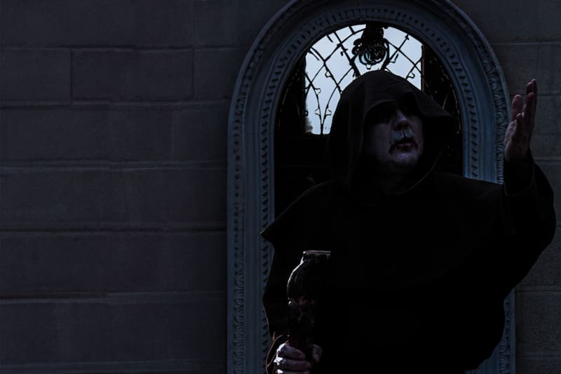 Estos recorridos albergan historias, personajes y expresiones de arte funerario.
Foto: Tour.cementeriogeneral.cl