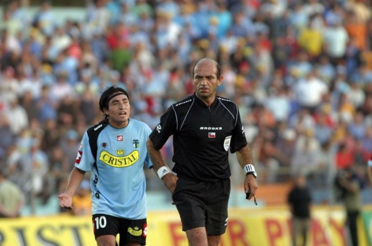 Luto en el fútbol chileno: Falleció el ex árbitro Rubén Selman