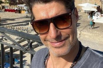 "El Toro Mardones 25 años después": Francisco Pérez-Bannen comparte foto de sus distendidas vacaciones en el sur del país