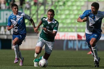 Exgoleador de la Primera B brilla junto a Valber Huerta y Claudio Baeza en Toluca