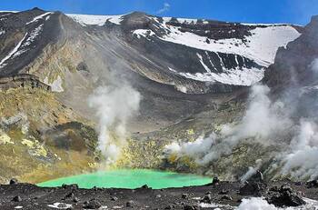 Actividad sísmica en volcán Tupungatito: SERNAGEOMIN explica efectos en la RM de una posible erupción