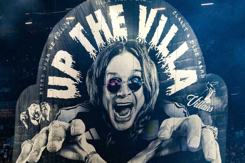 era fanático del Aston Villa de Inglaterra, equipo de su ciudad natal.