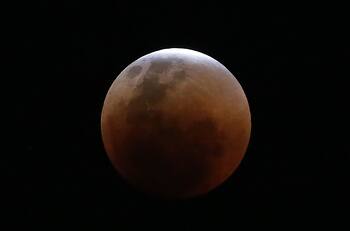Eclipse lunar 2022: ¿Cuándo es, a qué hora comienza y en qué partes de Chile se podrá ver?