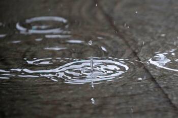 ¿Volverá a llover en la Región Metropolitana? Revisa el pronóstico del tiempo para este domingo 26 de mayo