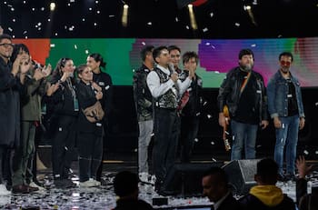 “La van de los primos”: Los detalles inéditos de la participación de Los Bunkers en la rutina de Fabrizio Copano en el Festival de Viña 2023