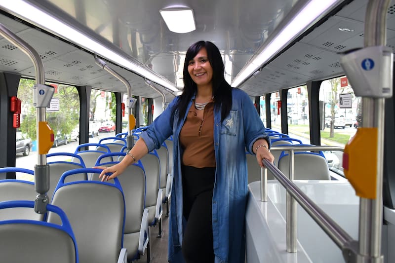 La directora de Transporte Público Metropolitano habló sobre las razones por las cuáles no están operando los buses de dos pisos en la capital.
