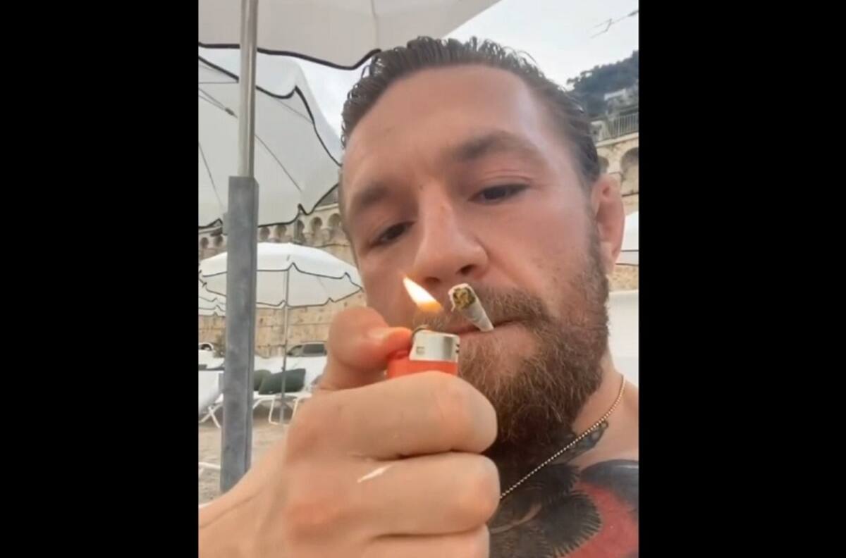 "Es lo que crees": Conor McGregor envió mensaje a Sergio Ramos prendiendo un cigarro de marihuana