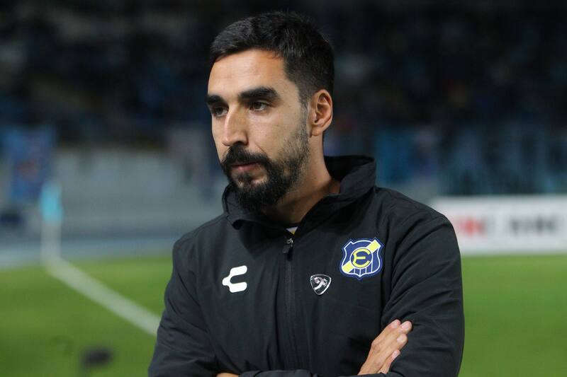 Lidera a Everton de Viña del Mar en el Campeonato Nacional.