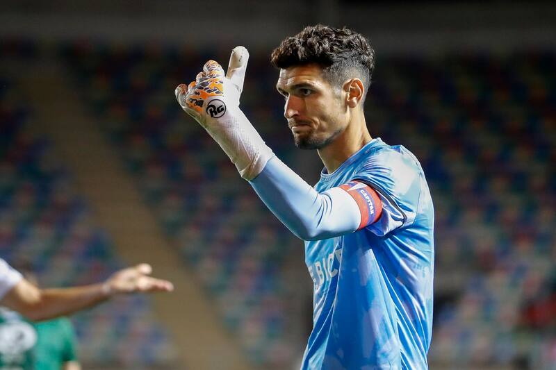 Matías Dituro no jugará en el próximo partido de la UC y parte al fútbol turco. Foto: Aton