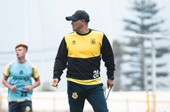 No solo dirigir al equipo: revelan la otra función que tendrá Humberto Suazo en San Luis de Quillota