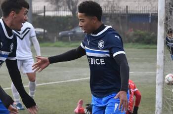 Fernando Felicevich aumenta su presencia en la UC y asegura a una nueva joya del club