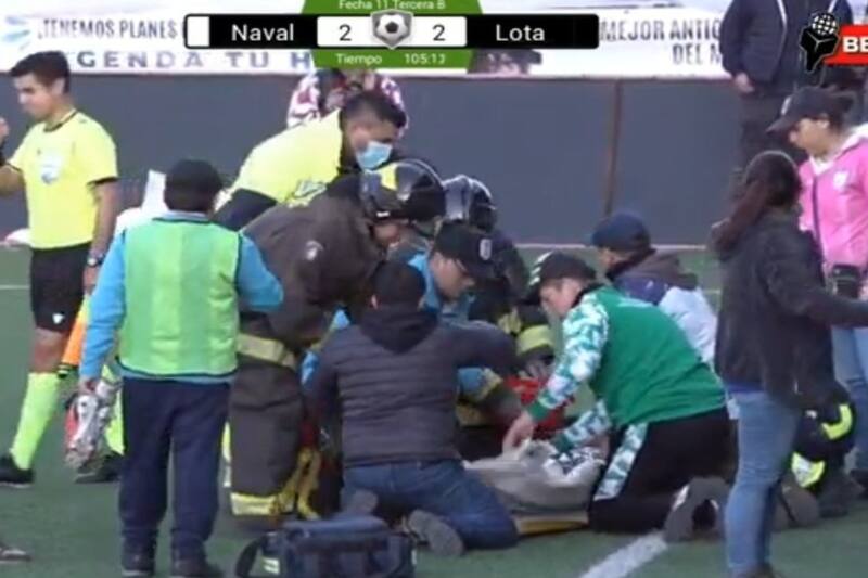 tuvo que esperar 16 minutos para ser trasladado a un recinto asistencial porque no había ambulancia en el estadio. (Captura de pantalla BenferTV)