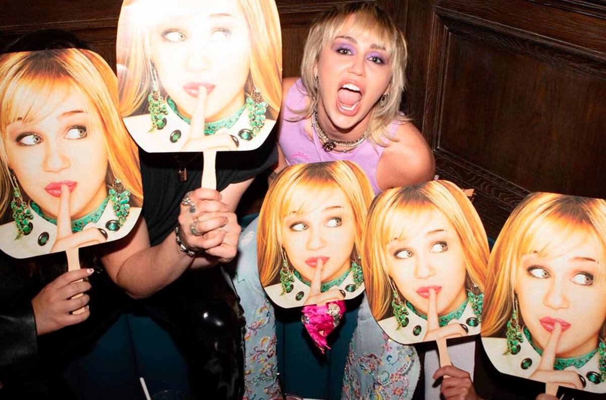 Miley Cyrus regresó a los años 2000 y celebró los 15 años del estreno de Hannah Montana con una gran fiesta