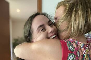 "Se ha convertido en una mujer increíble": Vivi Kreutzberger saludó a su hija, Sharon Numhauser por su cumpleaños con especial mensaje