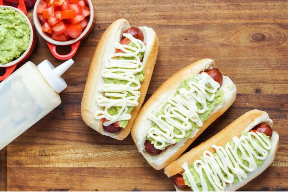 Para festejar esta celebración, Doggis regalará 100 hot dogs a sus primeros clientes.