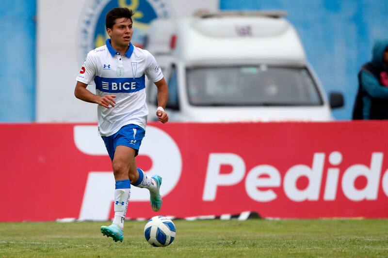 Raimundo Rebolledo estuvo seis años en el primer equipo de la UC y fue parte de 10 títulos.