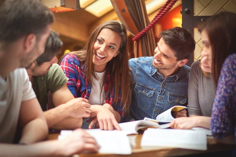 Las mejores carreras para estudiar en la institución.