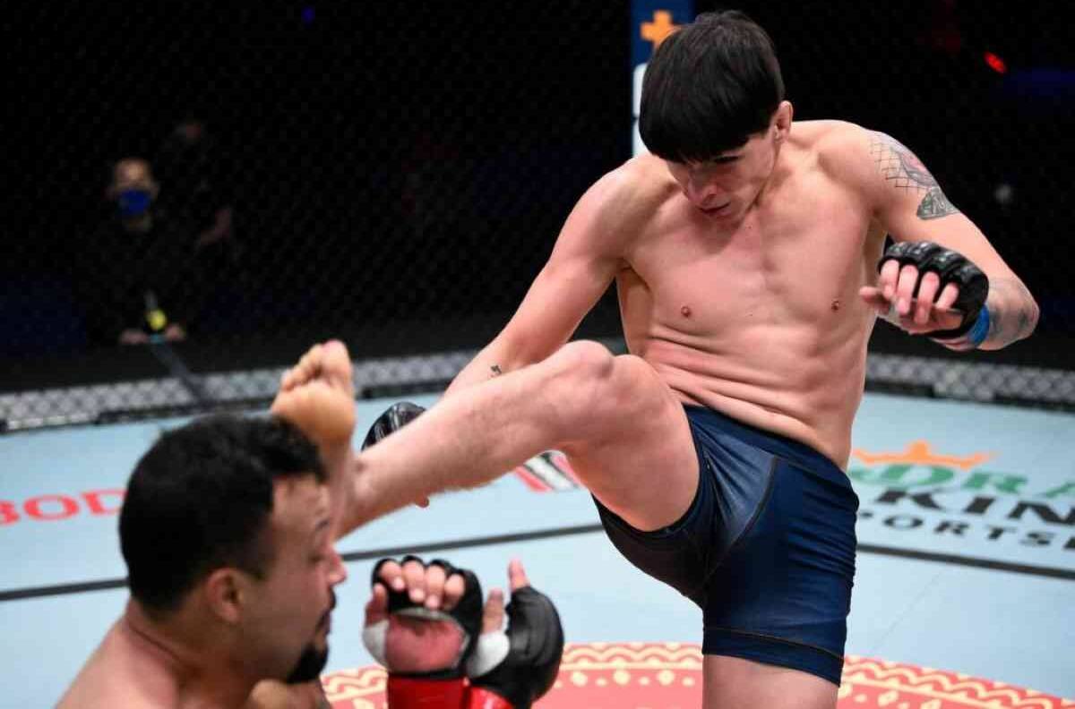 Ignacio "La Jaula" Bahamondes avisa en la UFC: "Voy a llevar el terror a las 155 libras"