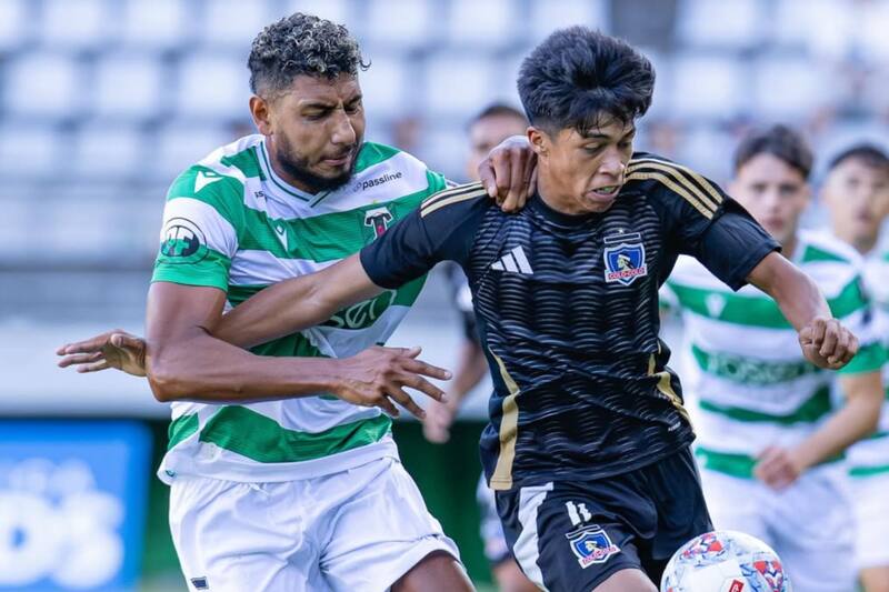 El Pije frente a Colo Colo. Foto: Colo Colo.