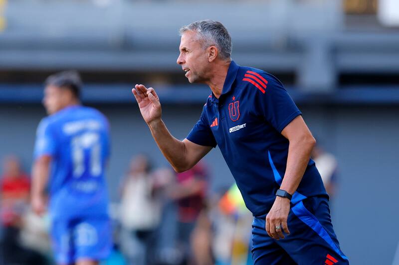 en el debut de la U por Copa Chile.