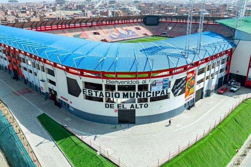 25 mil espectadores de capacidad tiene el estadio.