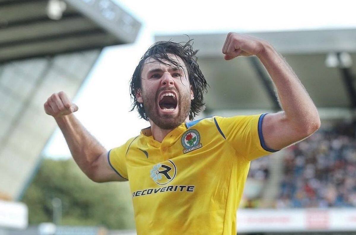 Confía en Ben Brereton: Técnico de Blackburn Rovers reveló el próximo objetivo que espera que cumpla el chileno