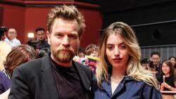 De la sala de emergencias a la alfombra roja: Hija de Ewan McGregor llega con cicatrices a la presentación de nueva película del actor