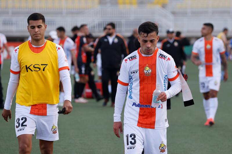 cayó por 2-0 contra Deportes Limache, lo que impidió que se escaparan en la tabla de posiciones. Foto: Aton.