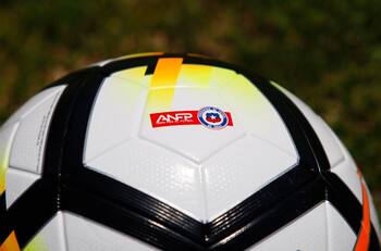 "El torneo corre riesgo de suspensión": Cecilia Pérez lanzó dura advertencia al fútbol chileno