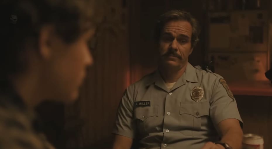 Esta gran escena con Tony Dalton mostró el lugar desde donde se criaron Joel y Tommy.