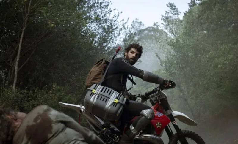 es una cinta de zombies disponible en Prime Video.