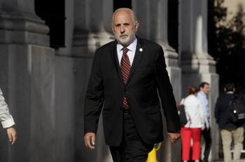 Caso Enjoy: Diputados solicitan a fiscal Abbott iniciar personalmente investigación contra Piñera