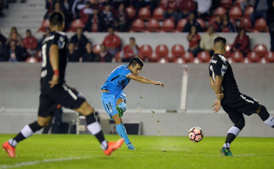 Leandro Fernández fue protagonista ante Iquique.