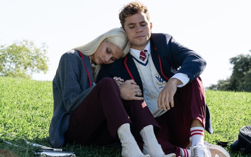 terminó con los protagonistas asistiendo a una escuela pública. Créditos: Netflix