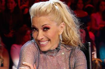 Yuri deslumbró con sus diversos looks en Premio Lo Nuestro