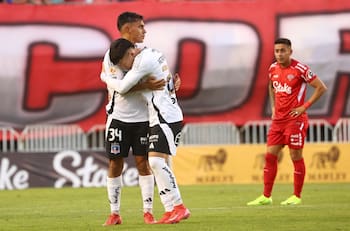 Colo Colo venció a Ñublense y sigue con la ilusión de clasificar a un torneo internacional