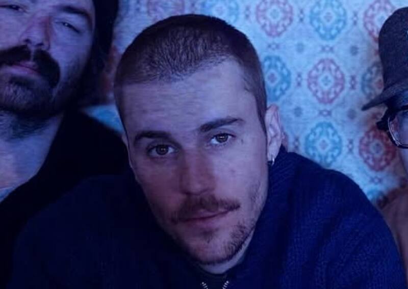 Ha estado preocupando a sus fans desde hace un tiempo por sus mensajes. Créditos: @justinbieber.