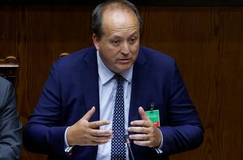 Ángel Valencia fue ratificado por el Senado como fiscal nacional luego de una maratónica sesión